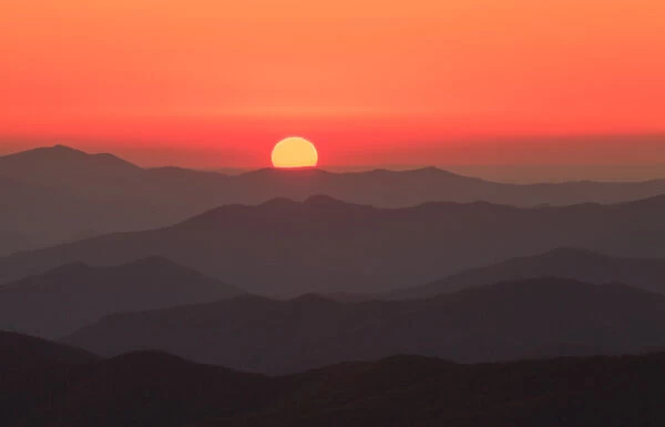 USA; North America; Tennessee; Great Smoky Mountain NP; Sunset behind layers of mountains
