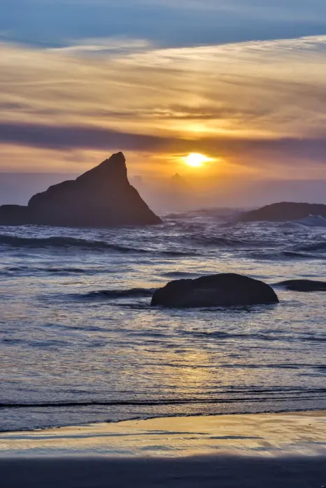 Framed Print : Usa, Oregon, Bandon. Bandon Beach, Sunset at the Beach Framed Print : Usa, Oregon, Bandon. Bandon Beach, Sunset at the Beach
