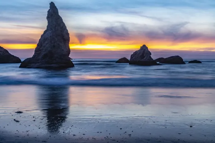 Framed Print : USA, Oregon, Bandon Beach. Pacific Ocean sea stacks at sunset Framed Print : USA, Oregon, Bandon Beach. Pacific Ocean sea stacks at sunset