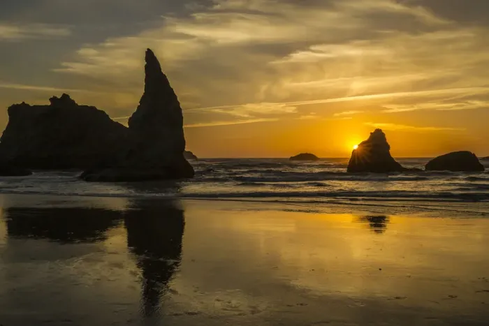 Framed Print : USA, Oregon, Bandon Beach, Wizards Hat, sunset, sun star Framed Print : USA, Oregon, Bandon Beach, Wizards Hat, sunset, sun star
