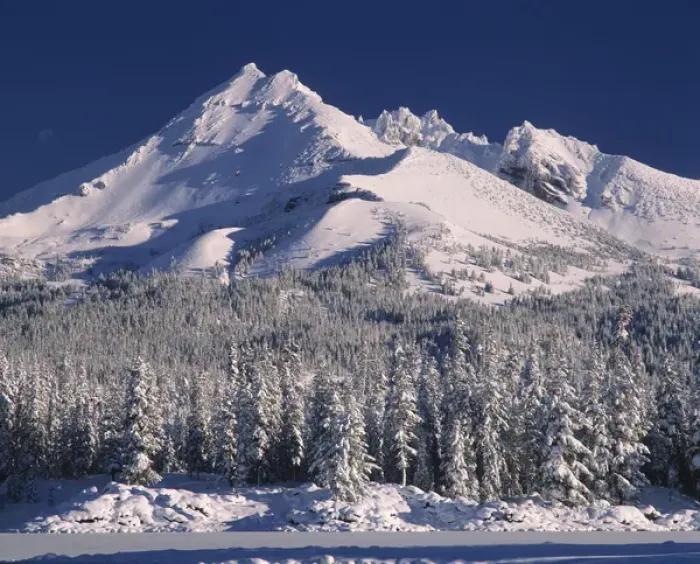 Framed Print : USA, Oregon, Broken Top. Broken Top looms above the frozen Sparks Lake in the Oregon Framed Print : USA, Oregon, Broken Top. Broken Top looms above the frozen Sparks Lake in the Oregon