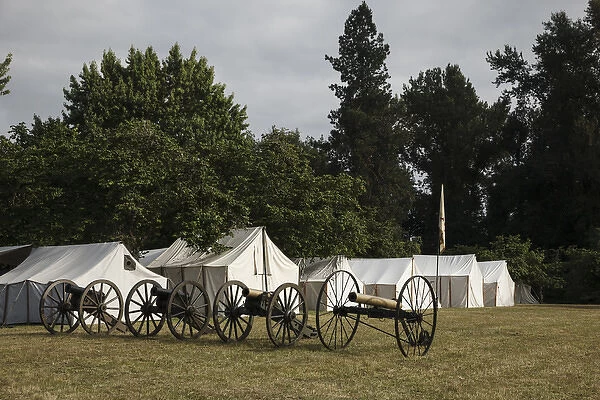 USA, Oregon, Brooks, Willamette Mission State Park, cannon in camp