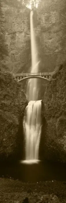Framed Print : USA, Oregon, Columbia River George, View of Multnomah Falls