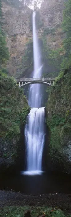 Framed Print : USA, Oregon, Columbia River George, View of Multnomah Falls Framed Print : USA, Oregon, Columbia River George, View of Multnomah Falls