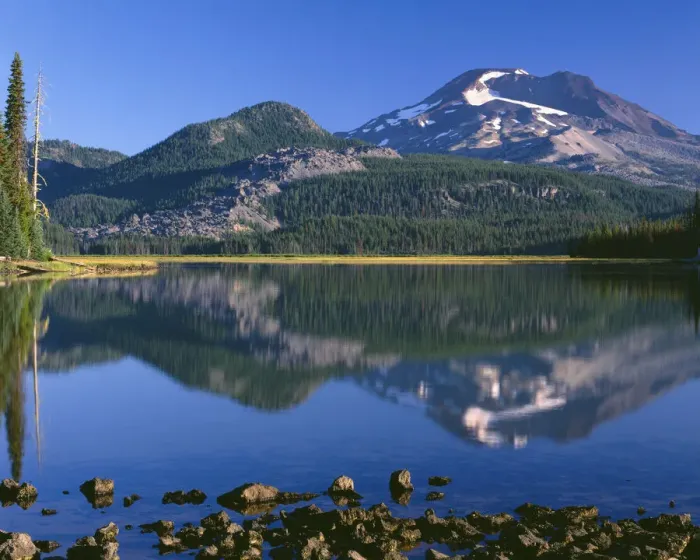 Framed Print : USA, Oregon, Deschutes National Forest. South Sister reflecting in Sparks Lake in early morning