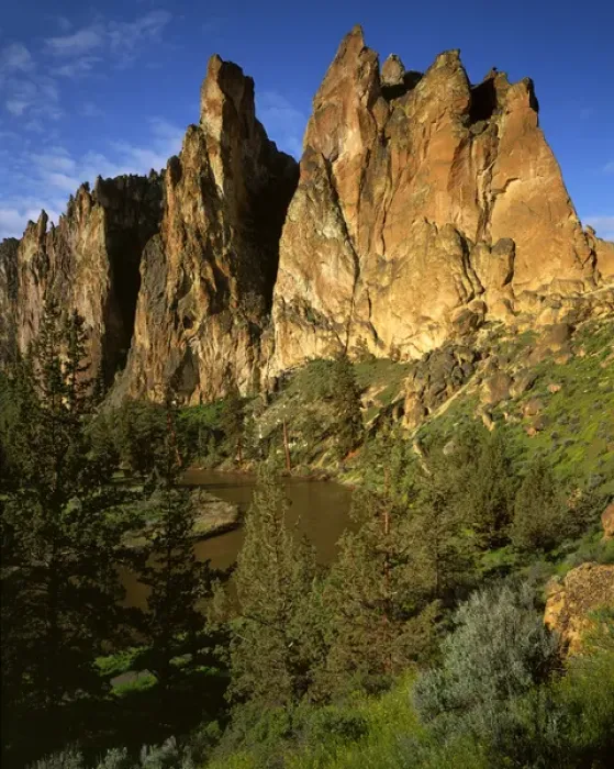 Framed Print : USA, Oregon, Granite Cliffs at Smith Rock State Park and Crooked River Framed Print : USA, Oregon, Granite Cliffs at Smith Rock State Park and Crooked River