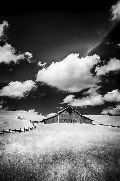 USA, Palouse Country, Washington State, Infrared Palouse fields and barn