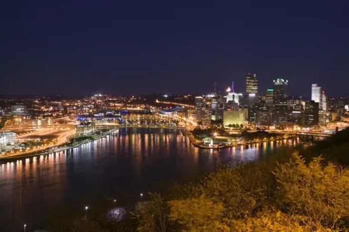 Framed Print : USA-Pennsylvania-Pittsburgh: Golden Triangle Downtown Area from Mt. Washington Framed Print : USA-Pennsylvania-Pittsburgh: Golden Triangle Downtown Area from Mt. Washington