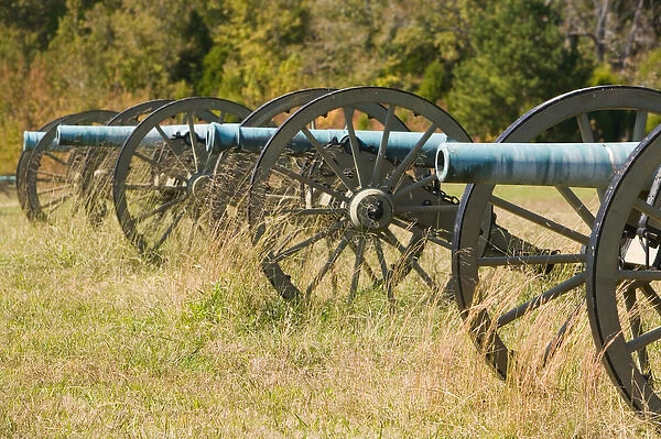 USA, Tennessee, Shiloh: Shiloh Civil War Battlefield, Artillery Battery, Peach Orchard