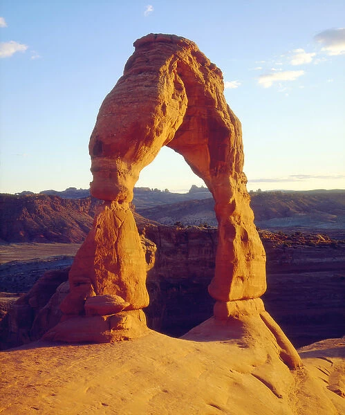 USA, Utah. Arches National Park, Delicate Arch at sunset