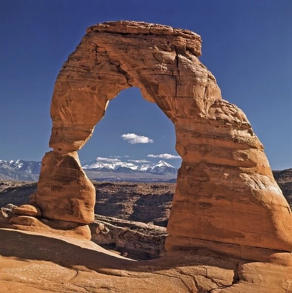 USA, Utah, Arches NP. Delicate Arch at Arches National Park in Utah, is the most