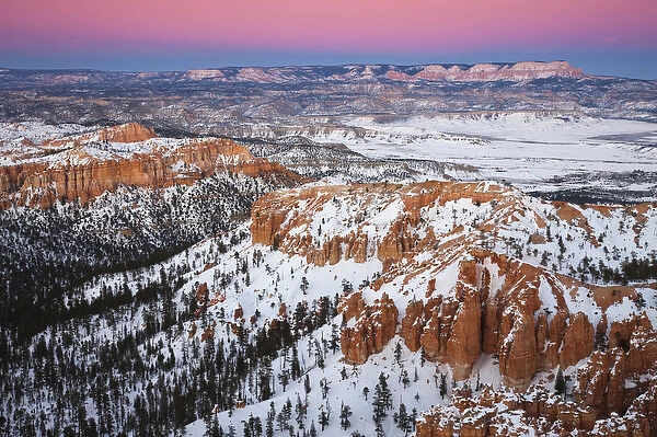 USA, Utah, Bryce Canyon National Park. Bryce Amphitheater from Bryce Point dusk, winter