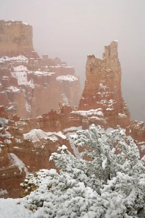 Framed Print : USA, Utah, Bryce Canyon National Park. A view of Paria Valley formations in winter