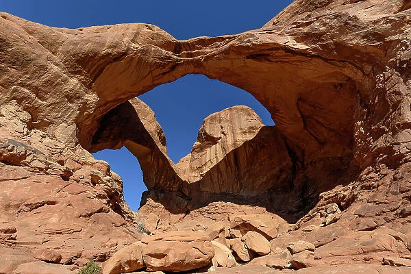 USA, Utah. Double Arch, Arches National Park near Moab