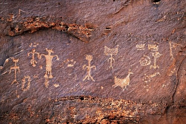 USA, Utah, Lake Powell. Petroglyphs from the Archaic or Ancestral Pueblo period include
