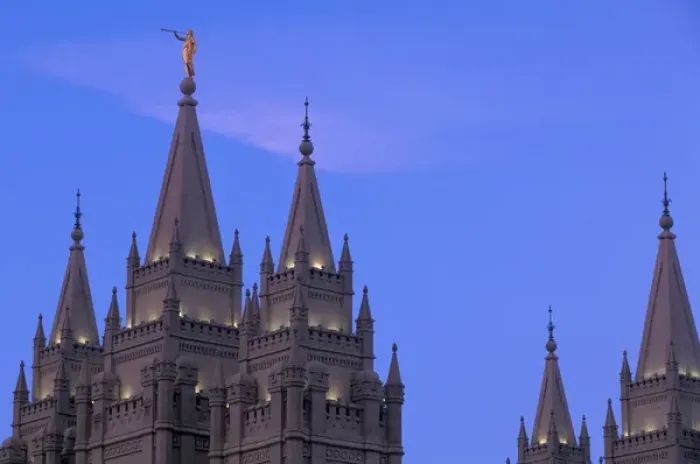 Framed Print : USA, Utah, Salt Lake City, Temple Square, Mormon Temple at dawn