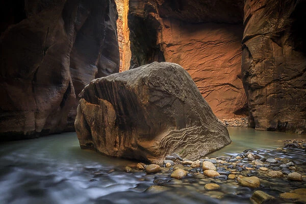 USA, Utah, Zion National Park. Virgin River flows through The Narrows