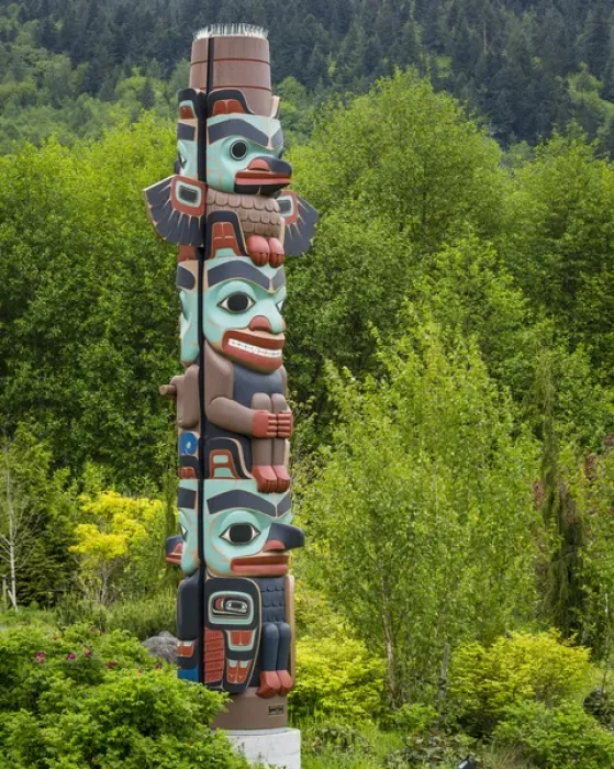 Framed Print : USA, Washington, Jamestown. Totem art. (PR) Credit as: Don Paulson / Jaynes Gallery Framed Print : USA, Washington, Jamestown. Totem art. (PR) Credit as: Don Paulson / Jaynes Gallery