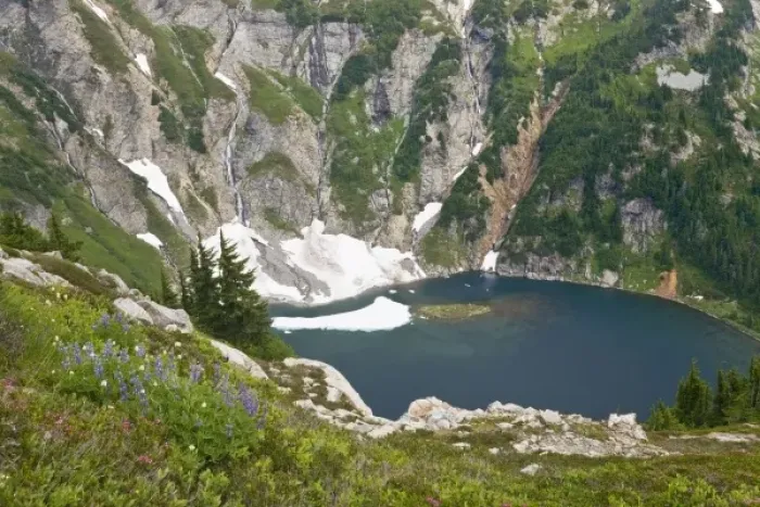 Framed Print : USA, Washington North Cascades National Park, Cascade Pass. View of Doubtful Lake