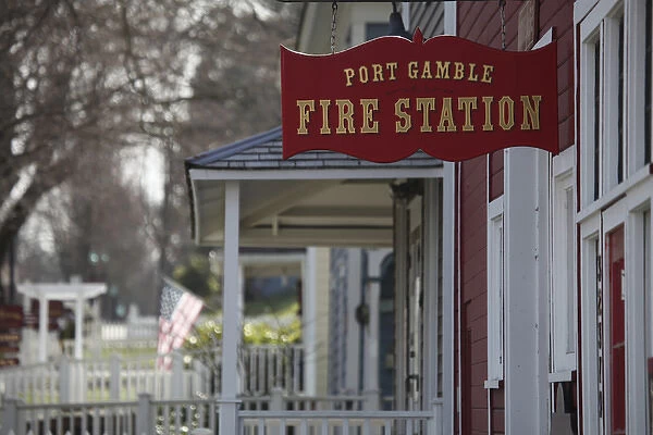 USA, Washington, Port Gamble. Sign for the local fire station. Credit as: Don Paulson