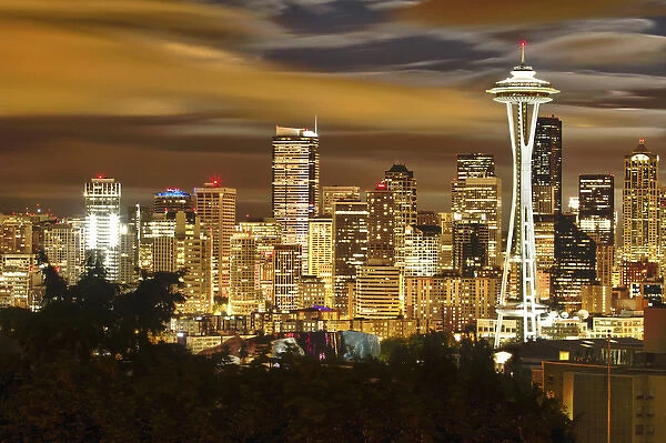 USA, Washington, Seattle. Night view of the Seattle skyline