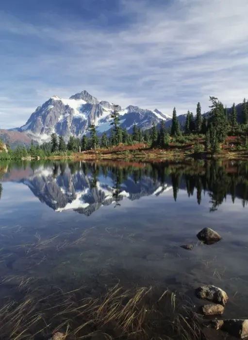 Framed Print : USA, Washington State, North Cascades, View of Mt. Shuksan with picture lake at Mount