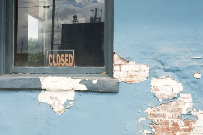 Framed Print : USA, Washington State, Odessa. Closed sign in window of empty commercial building Framed Print : USA, Washington State, Odessa. Closed sign in window of empty commercial building