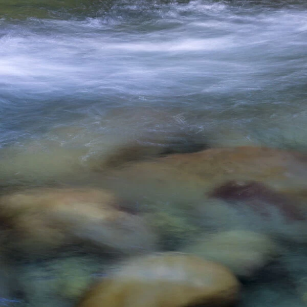 USA, Washington State, Olympic National Park. Flowing water in Sol Duc River. Credit as