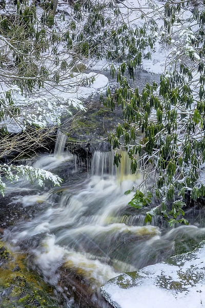 USA, West Virginia, Blackwater Falls State Park. Blackwater River in winter. Credit as