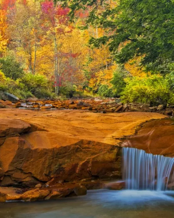 Framed Print : USA, West Virginia, Douglass Falls. Waterfall over rock outcrop