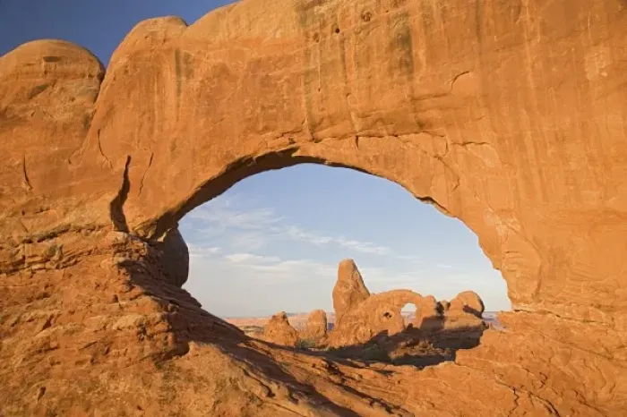 Framed Print : Utah, Arches NP, Turret Arch through North Window Framed Print : Utah, Arches NP, Turret Arch through North Window