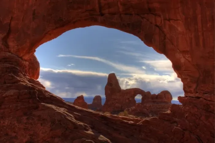 Framed Print : Utah, Arches NP, Turret Arch through North Window Framed Print : Utah, Arches NP, Turret Arch through North Window