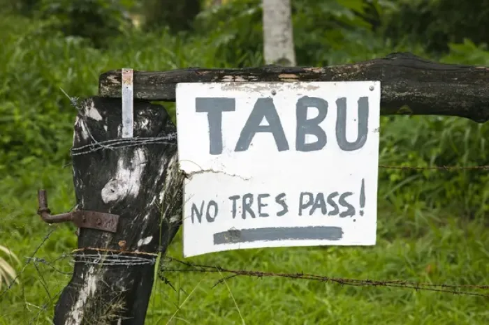 Framed Print : VANUATU, Efate Island, ERUETI LEP. Tabu, No tresspassing sign Framed Print : VANUATU, Efate Island, ERUETI LEP. Tabu, No tresspassing sign