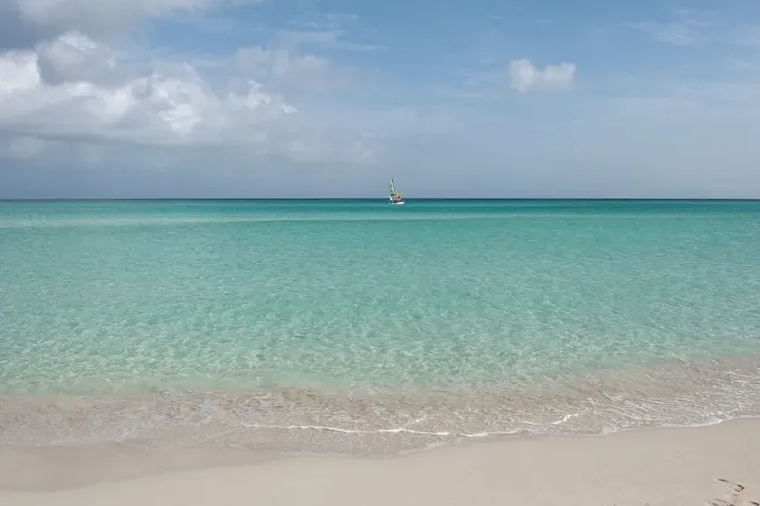 Framed Print : Varadero Beach, Cuba. A tropical beach with cool blue water Framed Print : Varadero Beach, Cuba. A tropical beach with cool blue water