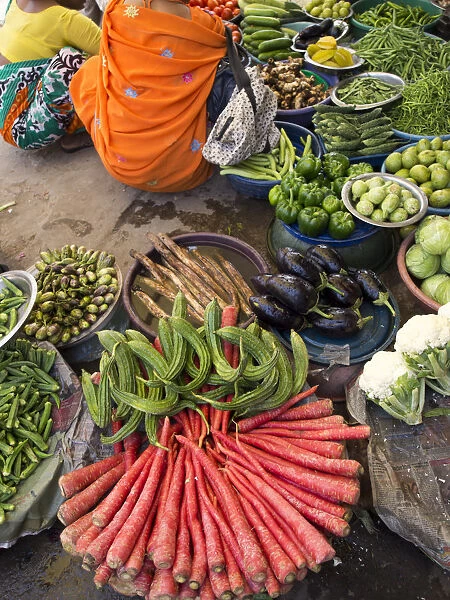 Vendor selling vegetables in Jaipur, Rajasthan, India