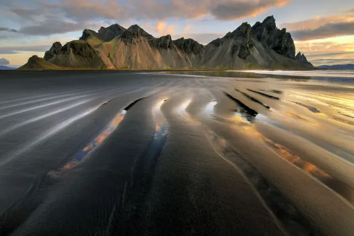 Framed Print : Vestrahorn beach near Hofn in the southeast of Iceland