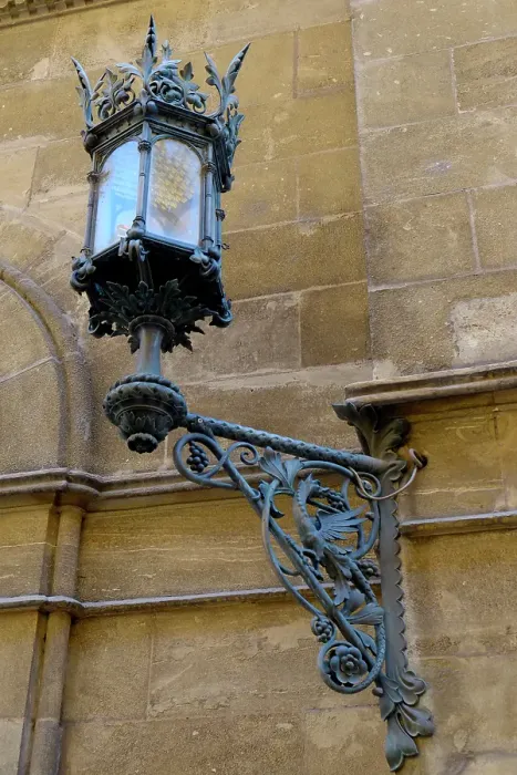 Framed Print : Vienna, Austria. Beautiful iron ornate lamp