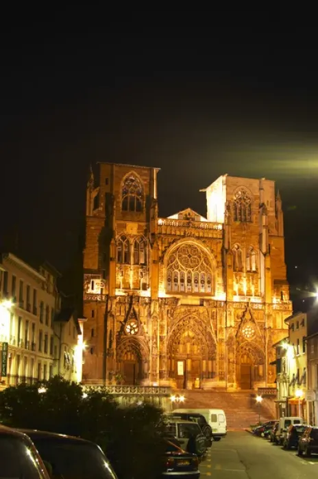 Framed Print : In Vienne, the Saint Maurice cathedral built between the 12th twelvth and 16th sixteenth century Framed Print : In Vienne, the Saint Maurice cathedral built between the 12th twelvth and 16th sixteenth century