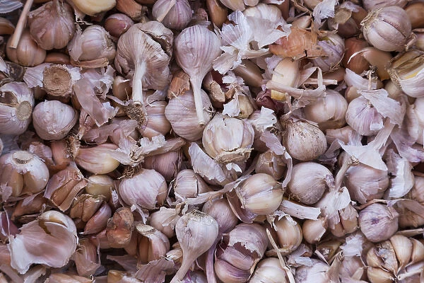 Vietnam, Dien Bien Phu, city market, garlic