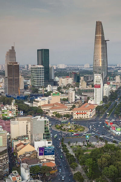 Vietnam, Ho Chi Minh City, elevated city view above Quach Thi Trang Circle, dusk
