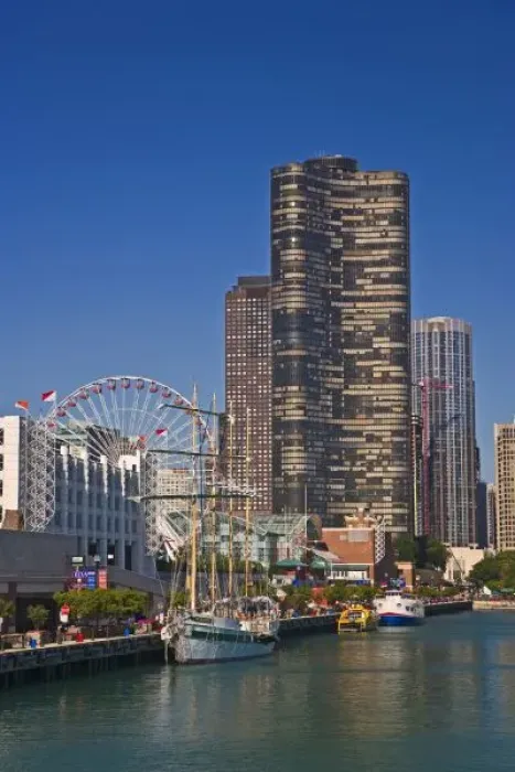 Framed Print : A view of Chicagos Navy Pier Framed Print : A view of Chicagos Navy Pier