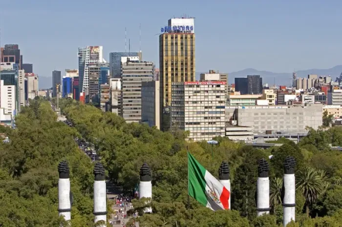Framed Print : View of the Paseo de la Reforma in Mexico City, Mexico Framed Print : View of the Paseo de la Reforma in Mexico City, Mexico