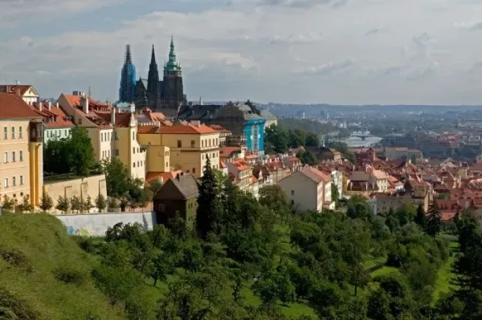 Framed Print : View of Saint Vituss Cathedral, Prague, Czech Republic Framed Print : View of Saint Vituss Cathedral, Prague, Czech Republic