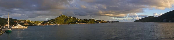 A view from St. Thomas out over the bay on a warm evening