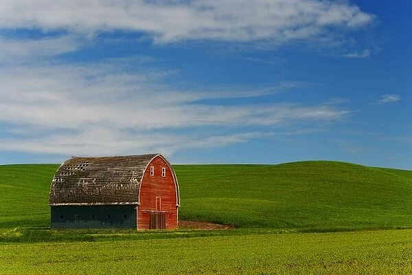 Viewing a red barn while traveling through Union Town in Washington State