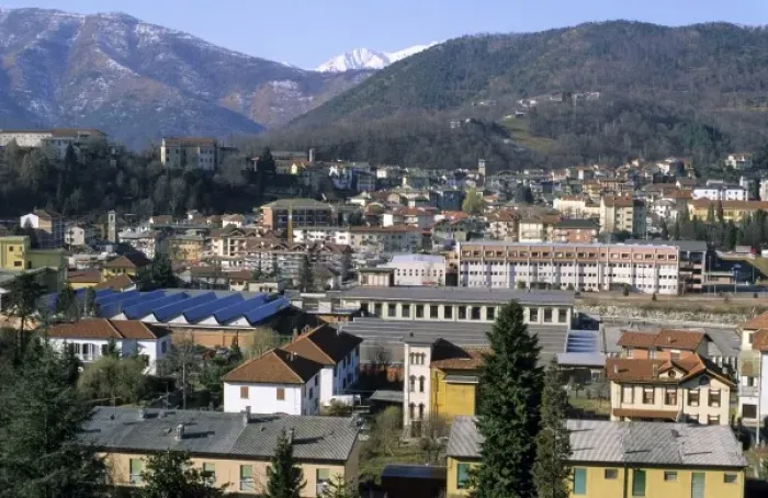 Framed Print : The village of Lanzo in the Langhe Region of Italy