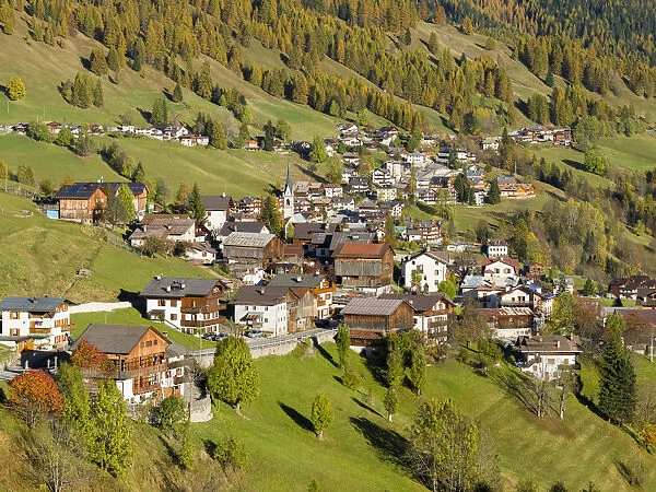 Village Selva di Cadore in Val Fiorentina
