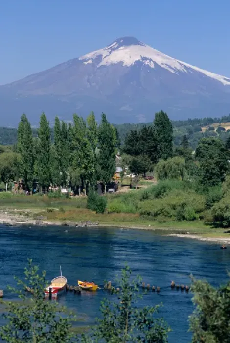 Framed Print : Villarica Volcano near Pucon, Chile. chile, chilean, chiano, south america Framed Print : Villarica Volcano near Pucon, Chile. chile, chilean, chiano, south america