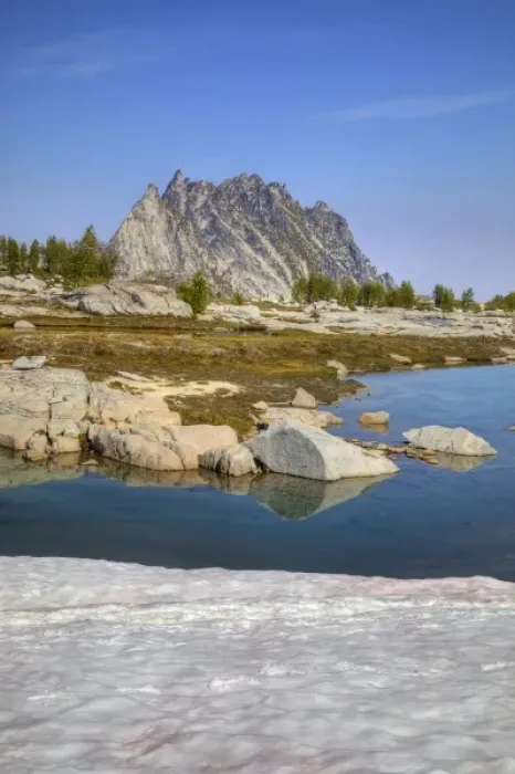 Framed Print : WA, Alpine Lakes Wilderness, Enchantment Lakes, Brisengamen Lakelets, with Temple Ridge
