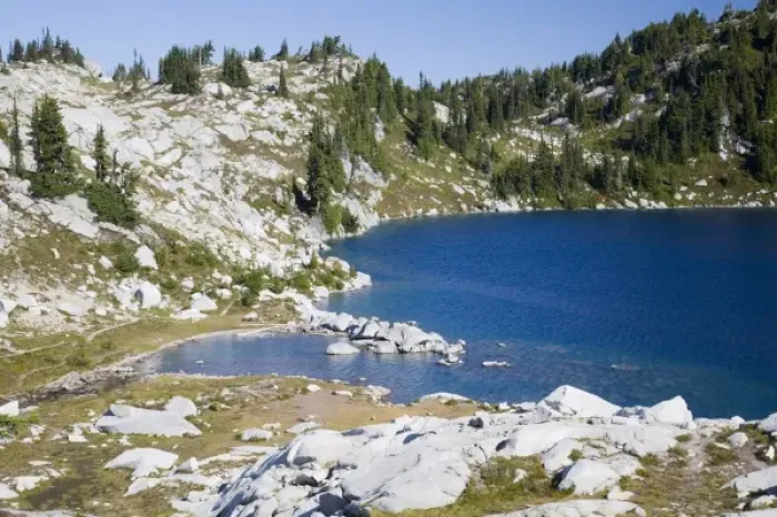 Framed Print : WA, Alpine Lakes Wilderness, Upper Robin Lake Framed Print : WA, Alpine Lakes Wilderness, Upper Robin Lake